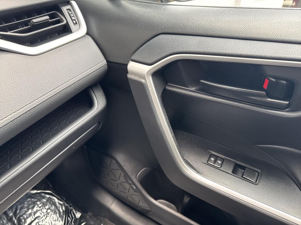 2020 Toyota RAV4 LE Warrenton VA