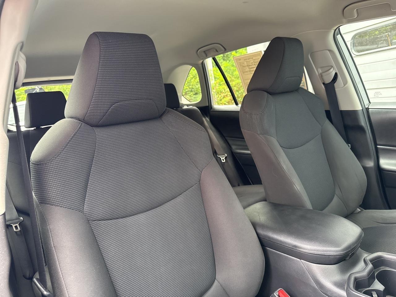 2020 Toyota RAV4 LE Warrenton VA