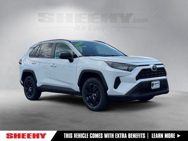 2020 Toyota RAV4 LE