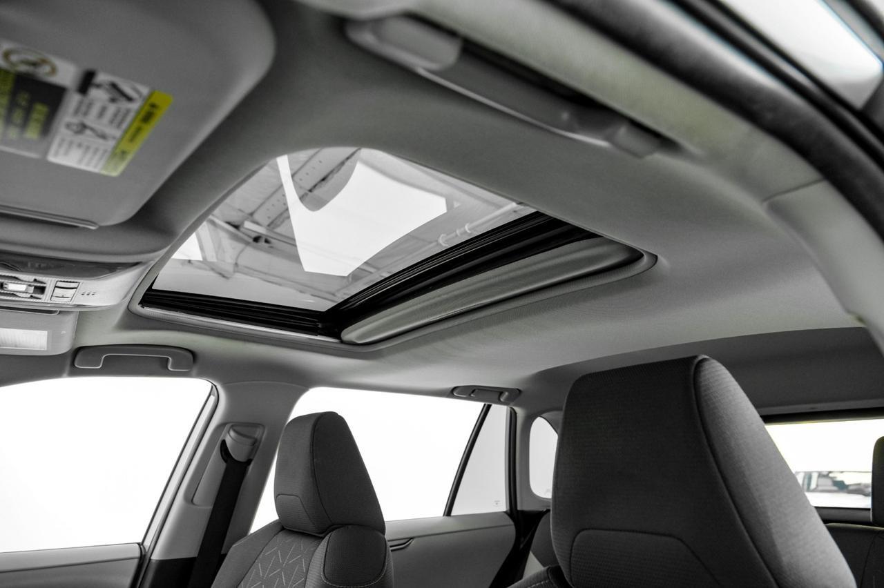 2020 Toyota RAV4 XLE AWD TOYOTA SAFETY SENSE BLIND SPOT SUNROOF REAR CAMERA KEYLE Carrollton TX