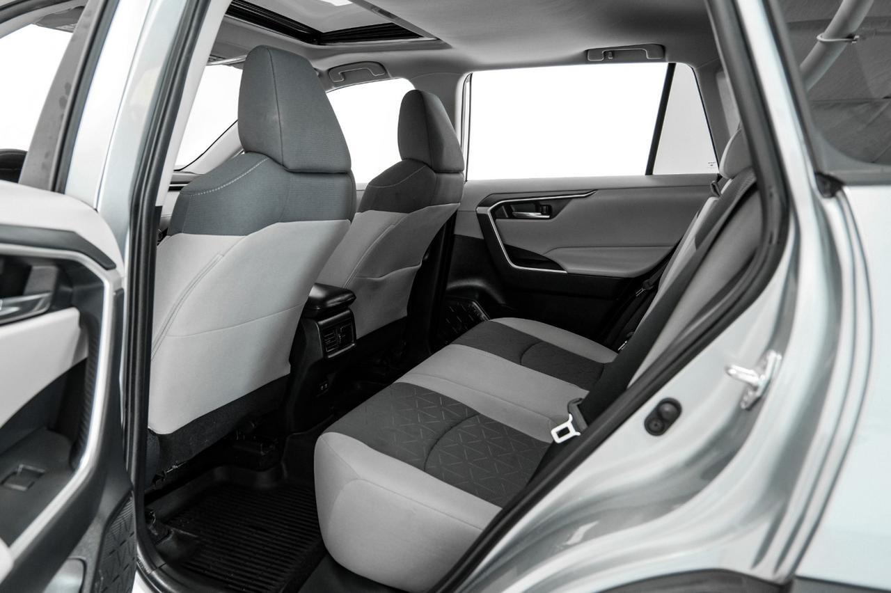 2020 Toyota RAV4 XLE AWD TOYOTA SAFETY SENSE BLIND SPOT SUNROOF REAR CAMERA KEYLE Carrollton TX