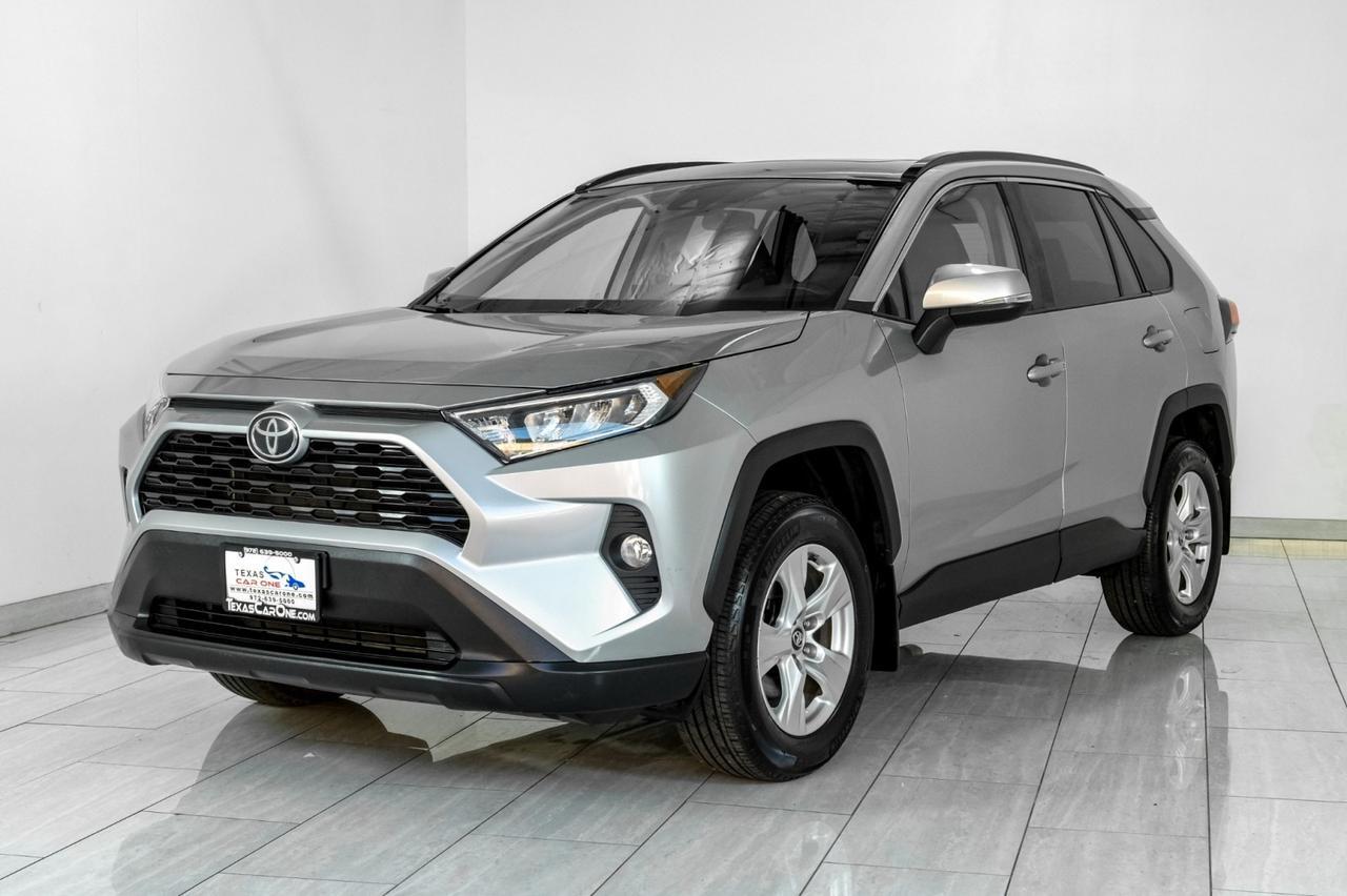2020 Toyota RAV4 XLE AWD TOYOTA SAFETY SENSE BLIND SPOT SUNROOF REAR CAMERA KEYLE Carrollton TX