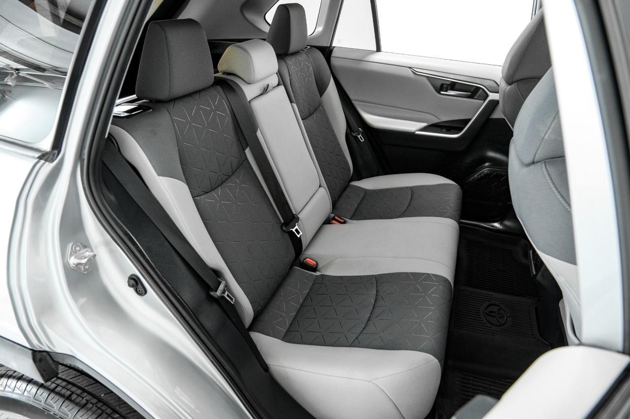 2020 Toyota RAV4 XLE AWD TOYOTA SAFETY SENSE BLIND SPOT SUNROOF REAR CAMERA KEYLE Carrollton TX