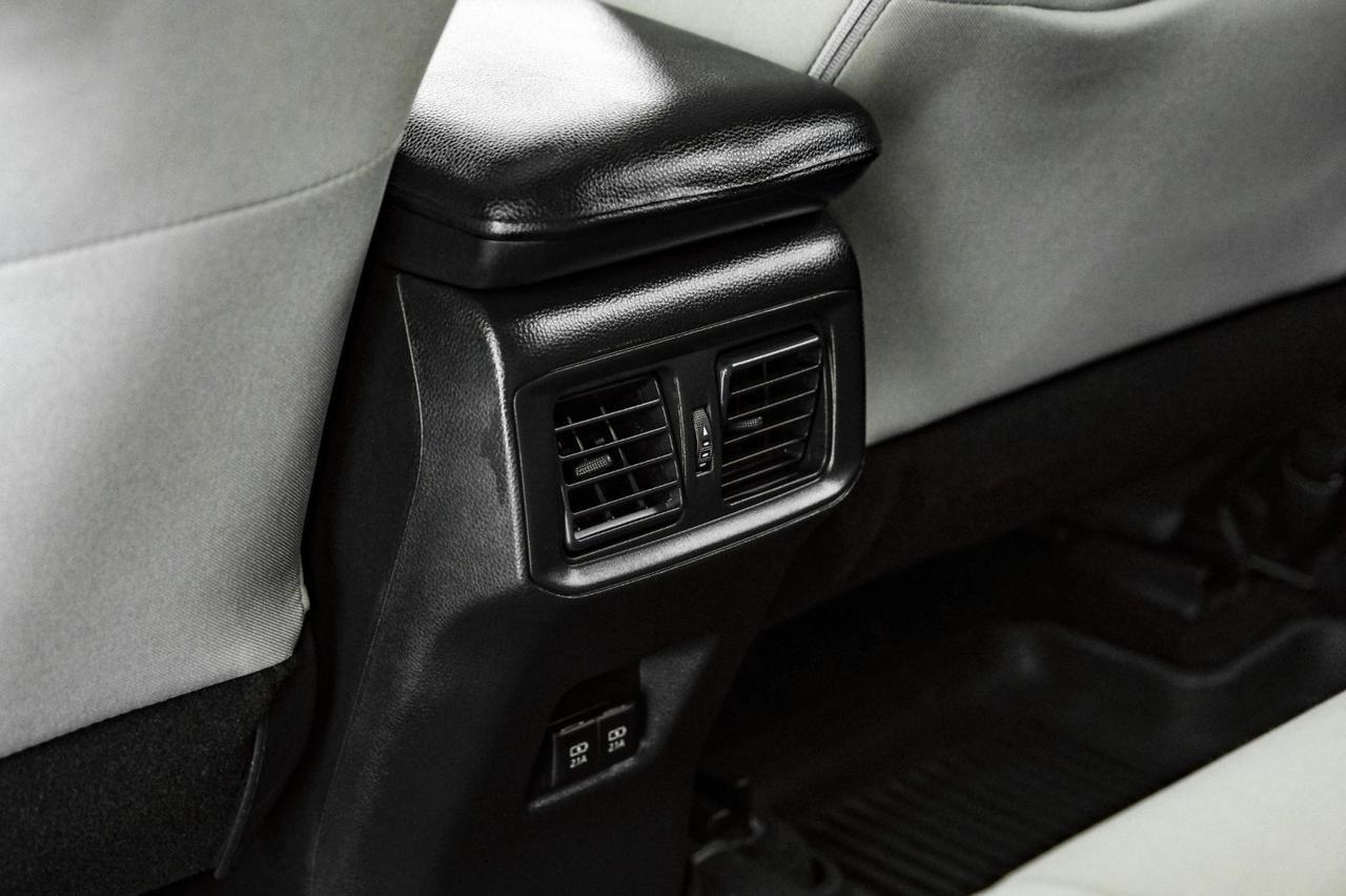 2020 Toyota RAV4 XLE AWD TOYOTA SAFETY SENSE BLIND SPOT SUNROOF REAR CAMERA KEYLE Carrollton TX