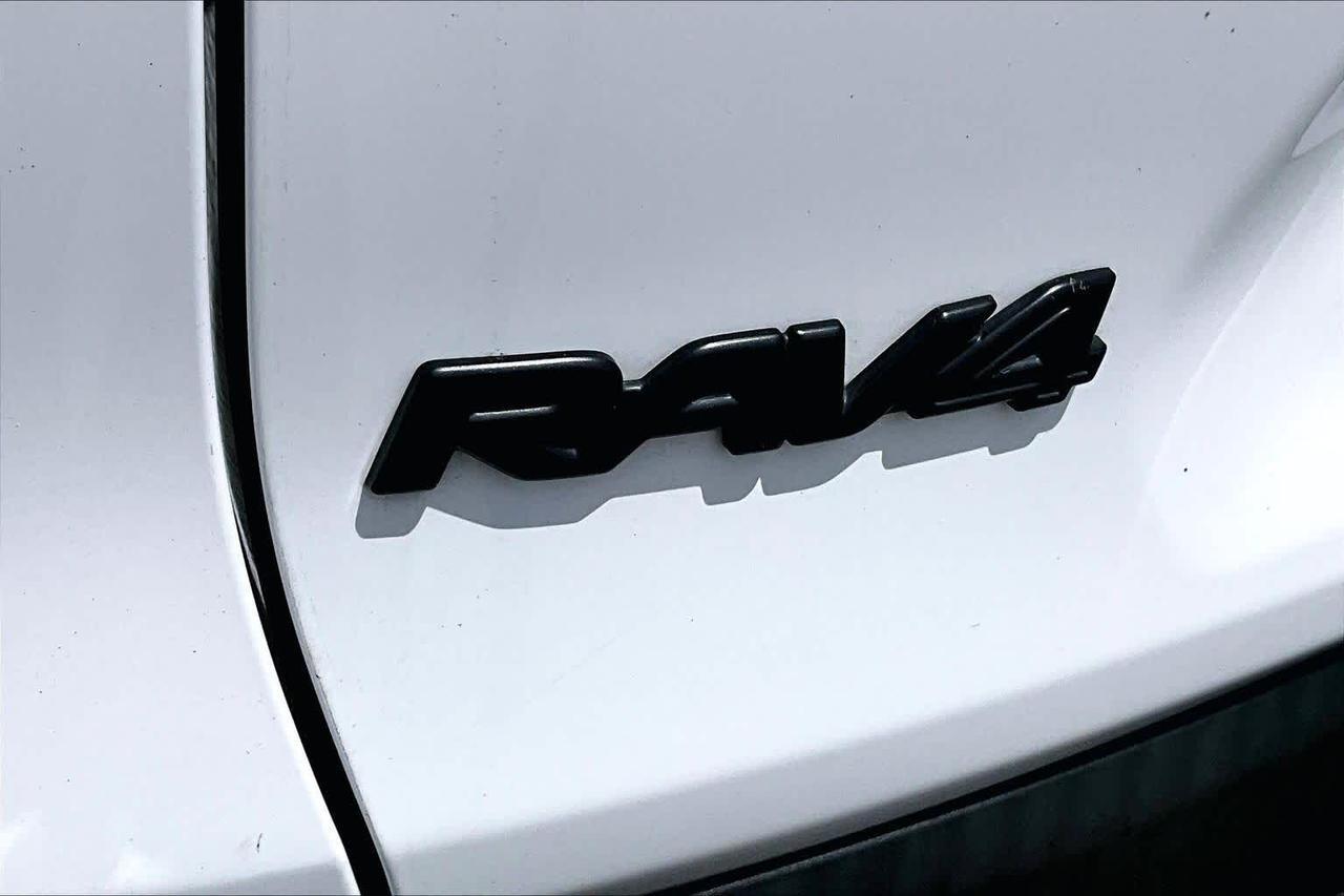 2020 Toyota RAV4 XLE Folsom CA