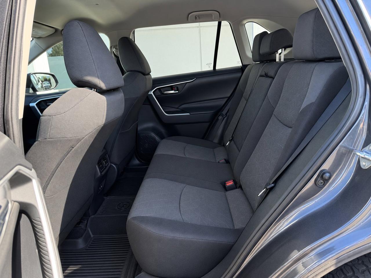 2020 Toyota RAV4 XLE Gladstone OR