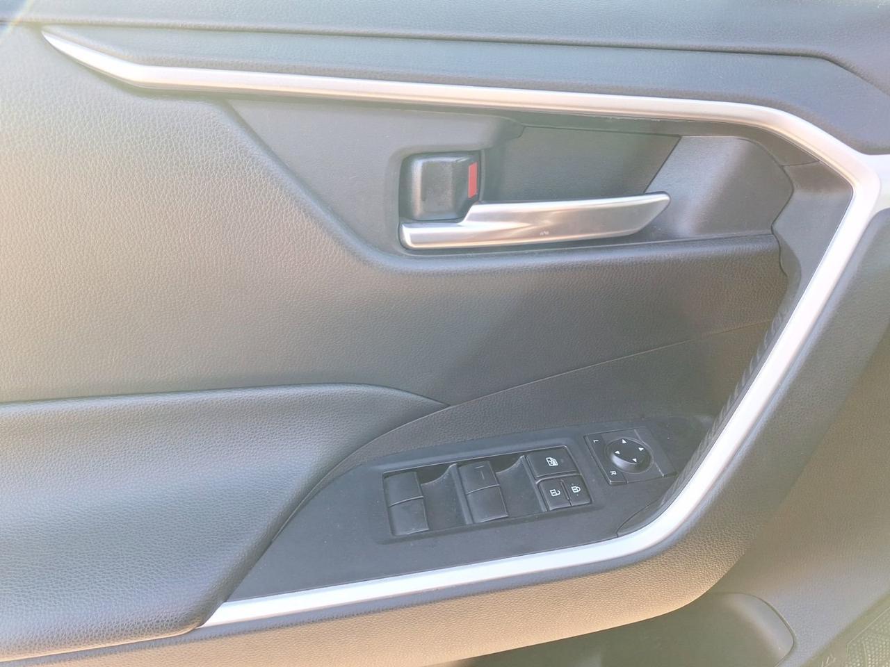 2020 Toyota RAV4 XLE Hurst TX