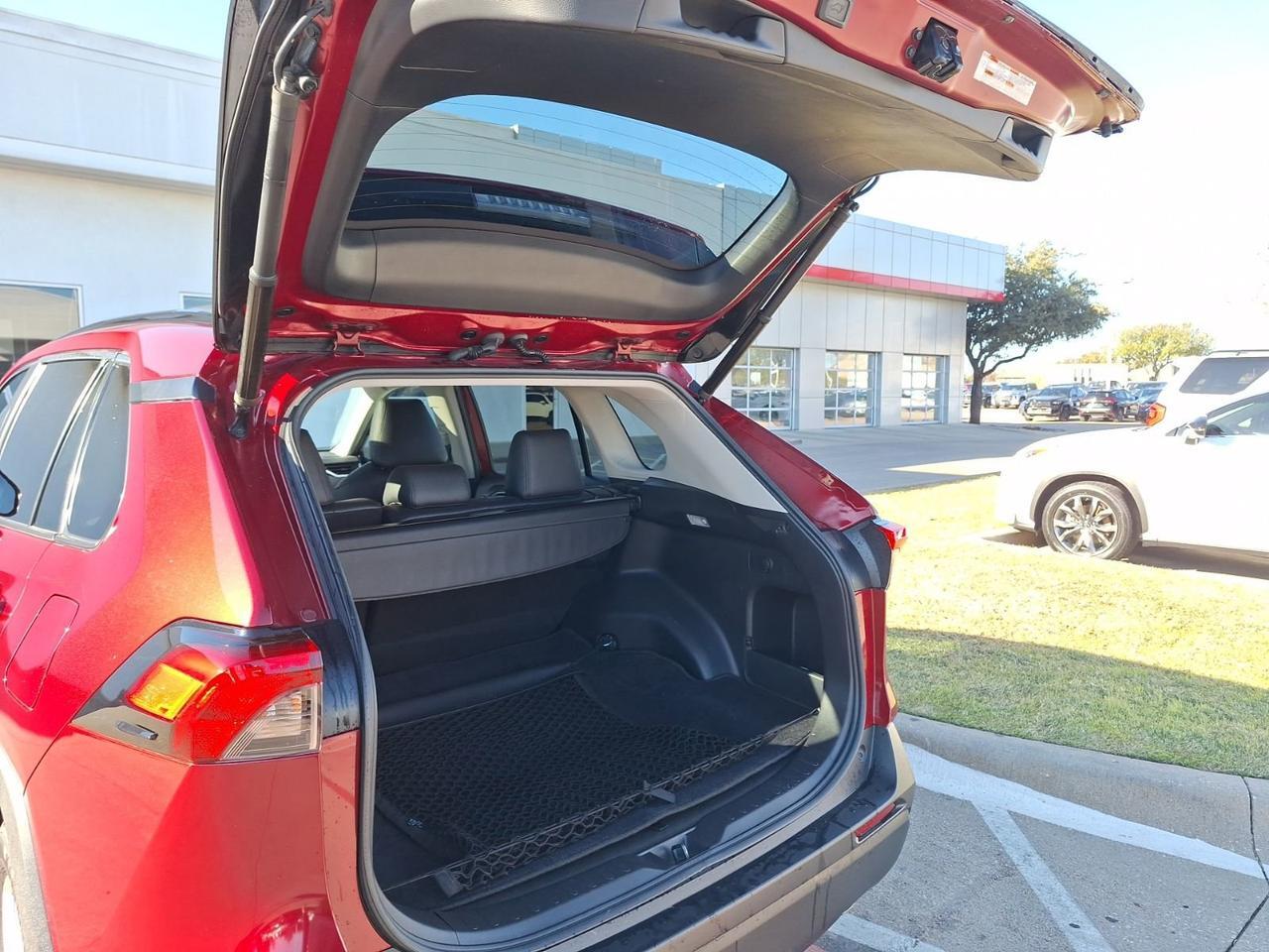 2020 Toyota RAV4 XLE Hurst TX