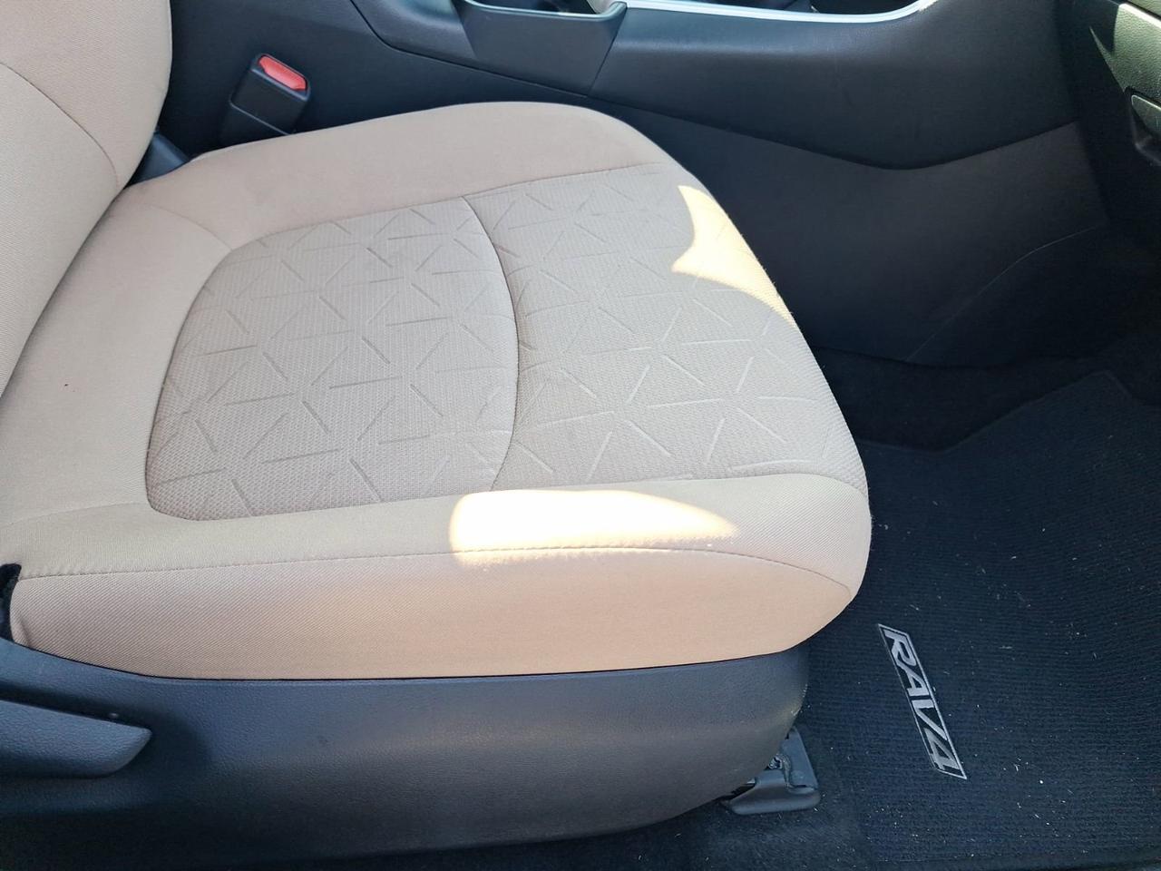 2020 Toyota RAV4 XLE Hurst TX