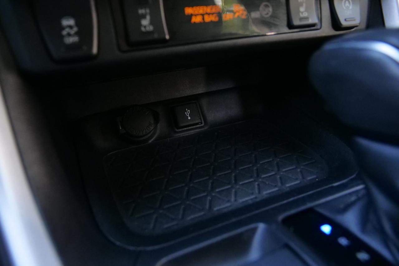 2020 Toyota RAV4 XLE Premium / AWD / Heated Seats / Sunroof! Lincolnton NC