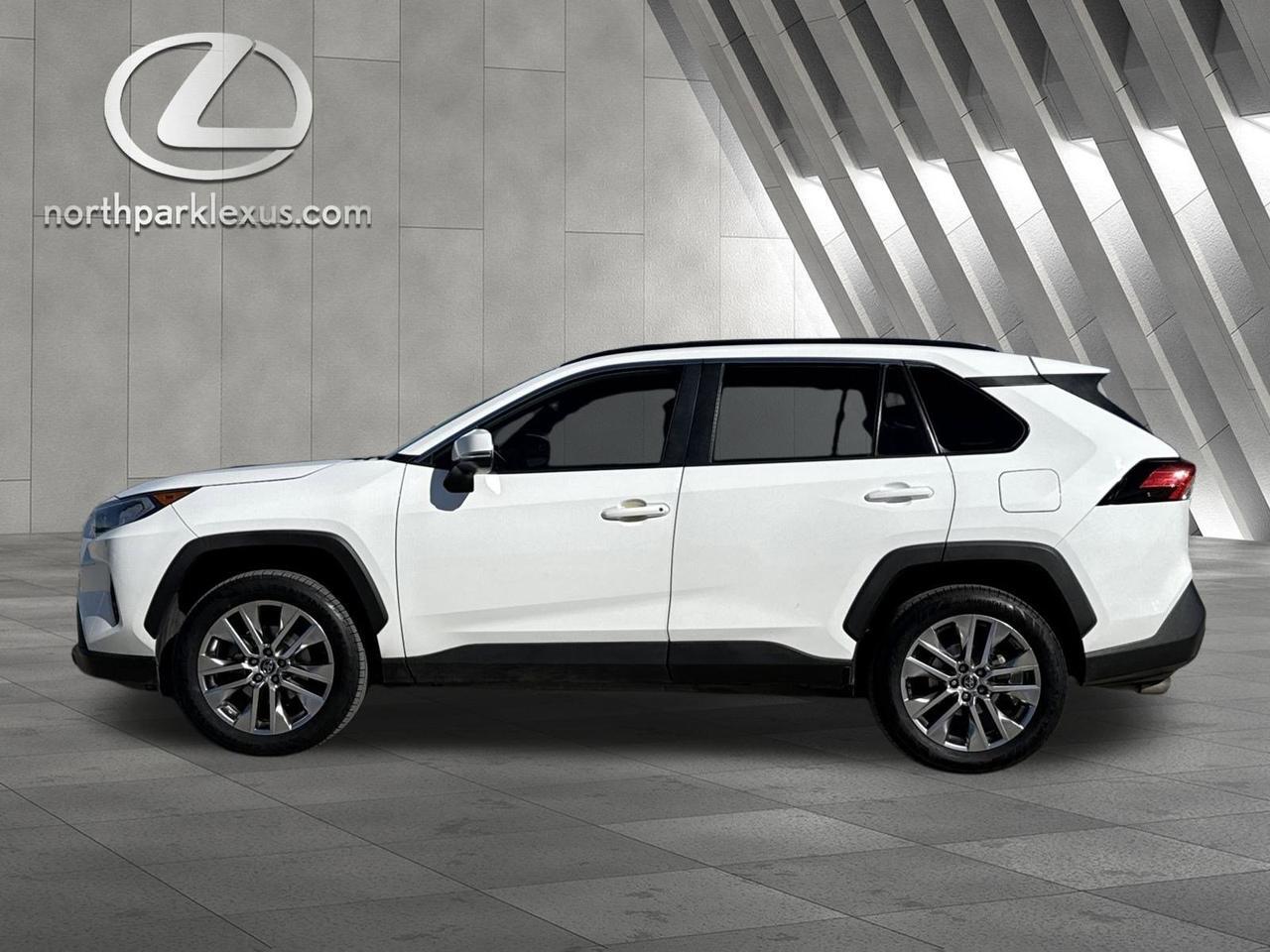 2020 Toyota RAV4 XLE Premium