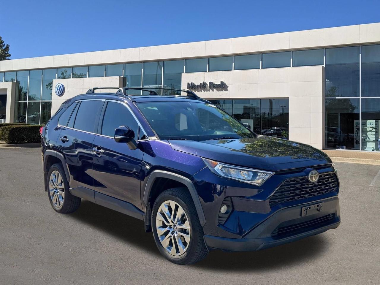 2020 Toyota RAV4 XLE Premium