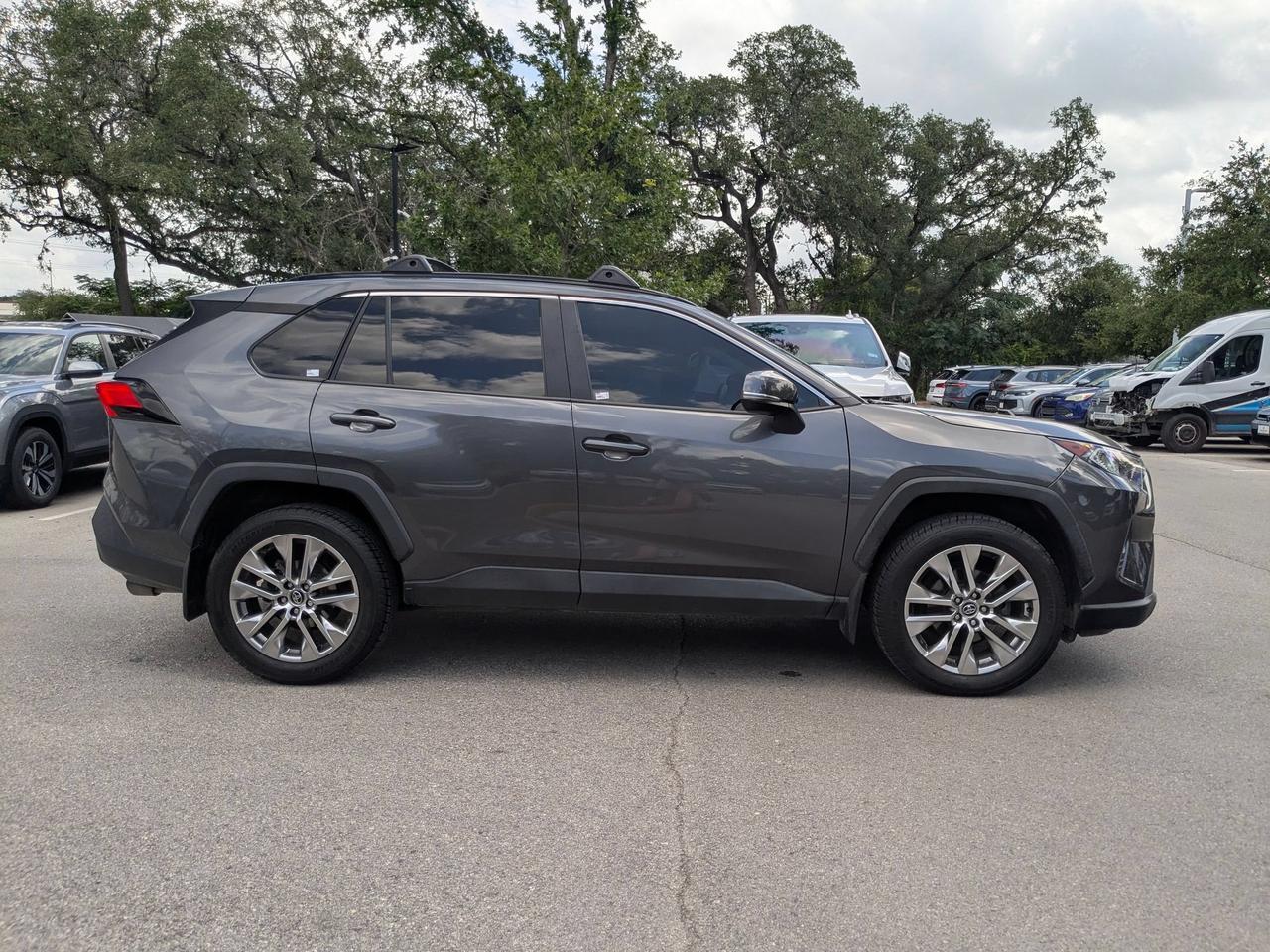 2020 Toyota RAV4 XLE Premium