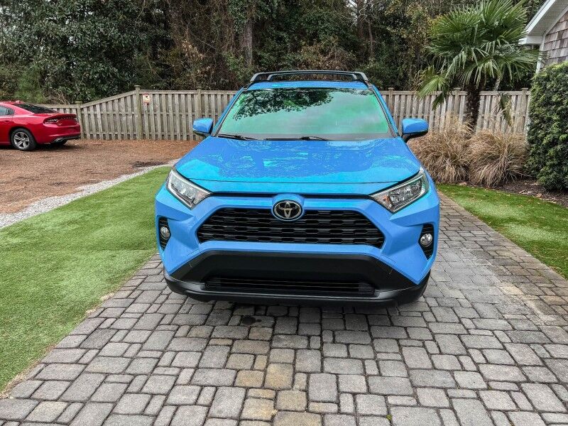 2020 Toyota RAV4 XLE Premium