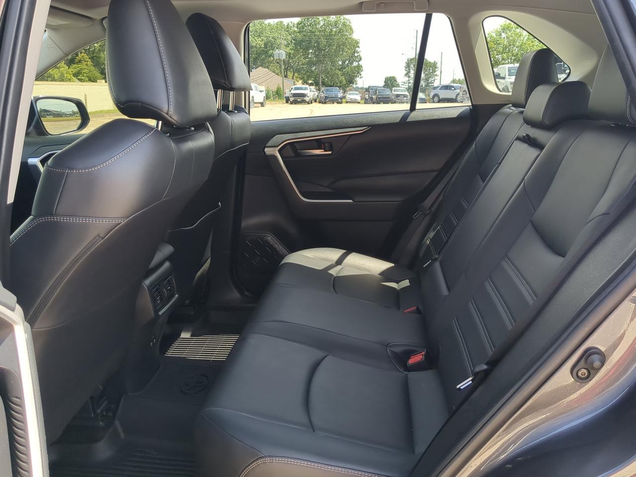 2020 Toyota RAV4 XLE Premium Winder GA