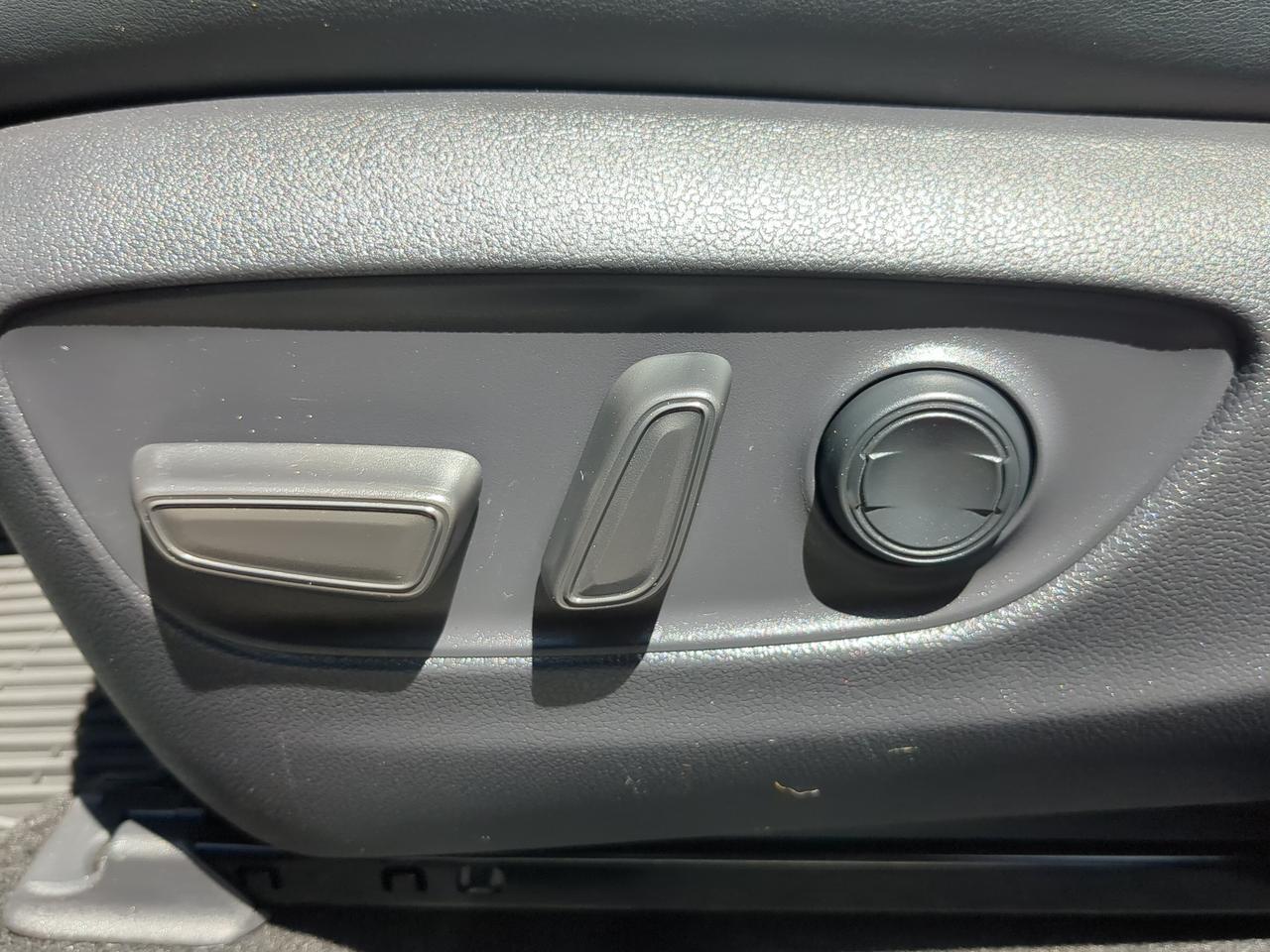 2020 Toyota RAV4 XLE Premium Winder GA