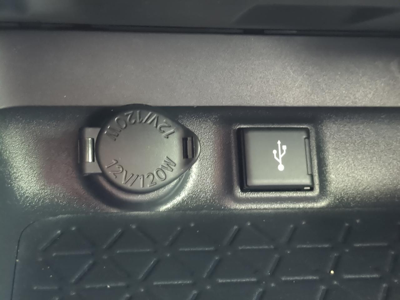 2020 Toyota RAV4 XLE Premium Winder GA