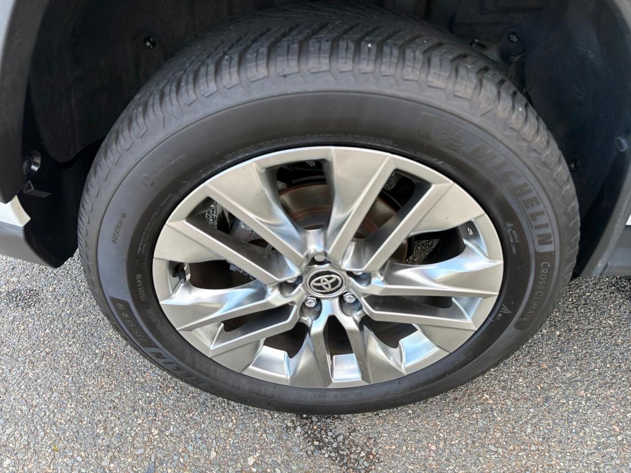 2020 Toyota RAV4 XLE Premium Ashland VA