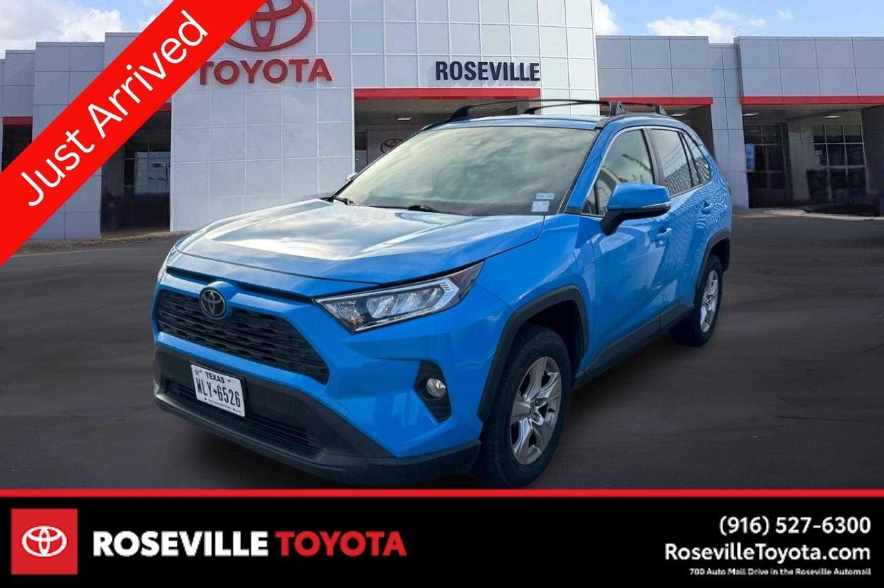 2020 Toyota RAV4 XLE