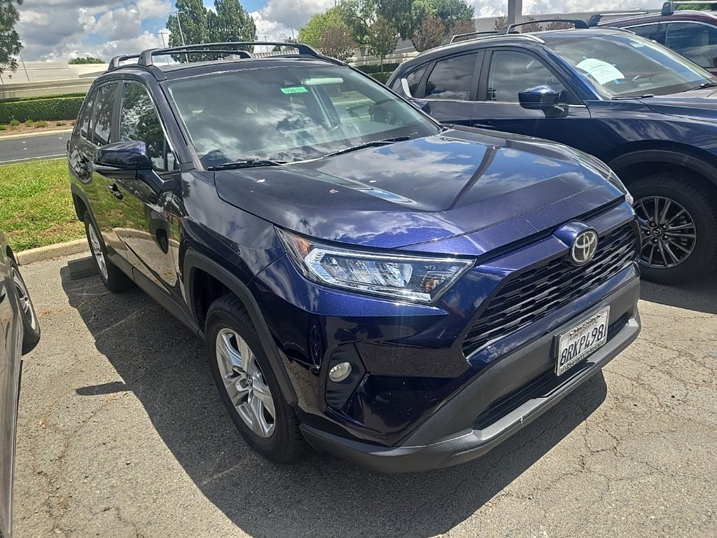 2020 Toyota RAV4 XLE