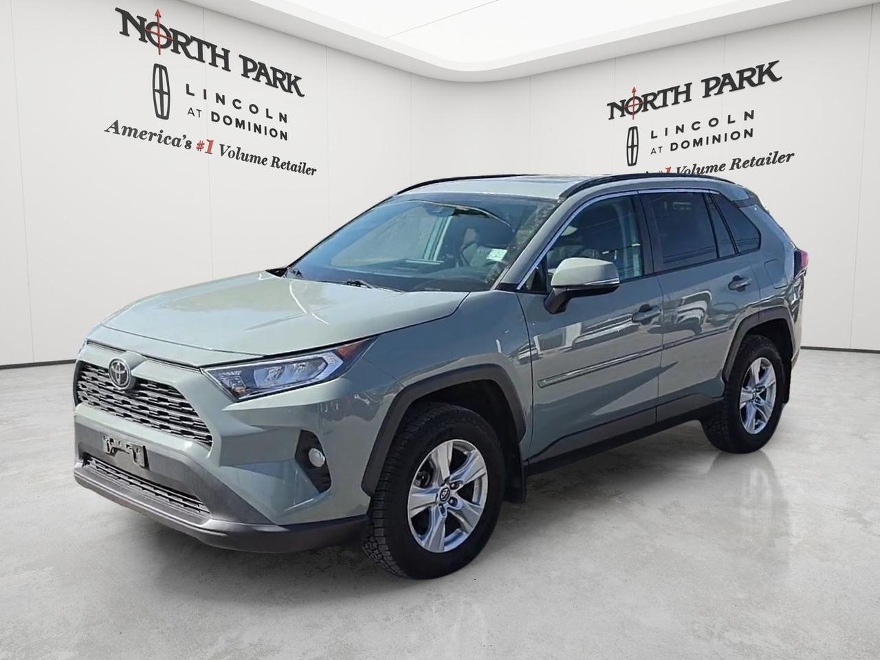 2020 Toyota RAV4 XLE