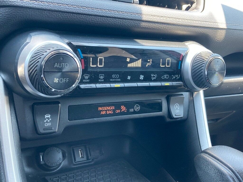 2020 Toyota RAV4 XLE San Antonio TX