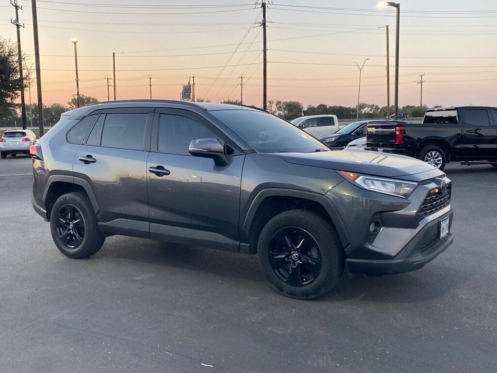 2020 Toyota RAV4 XLE San Antonio TX