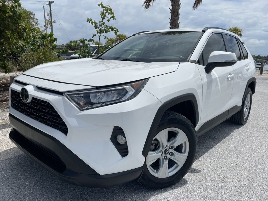 2020 Toyota RAV4 XLE