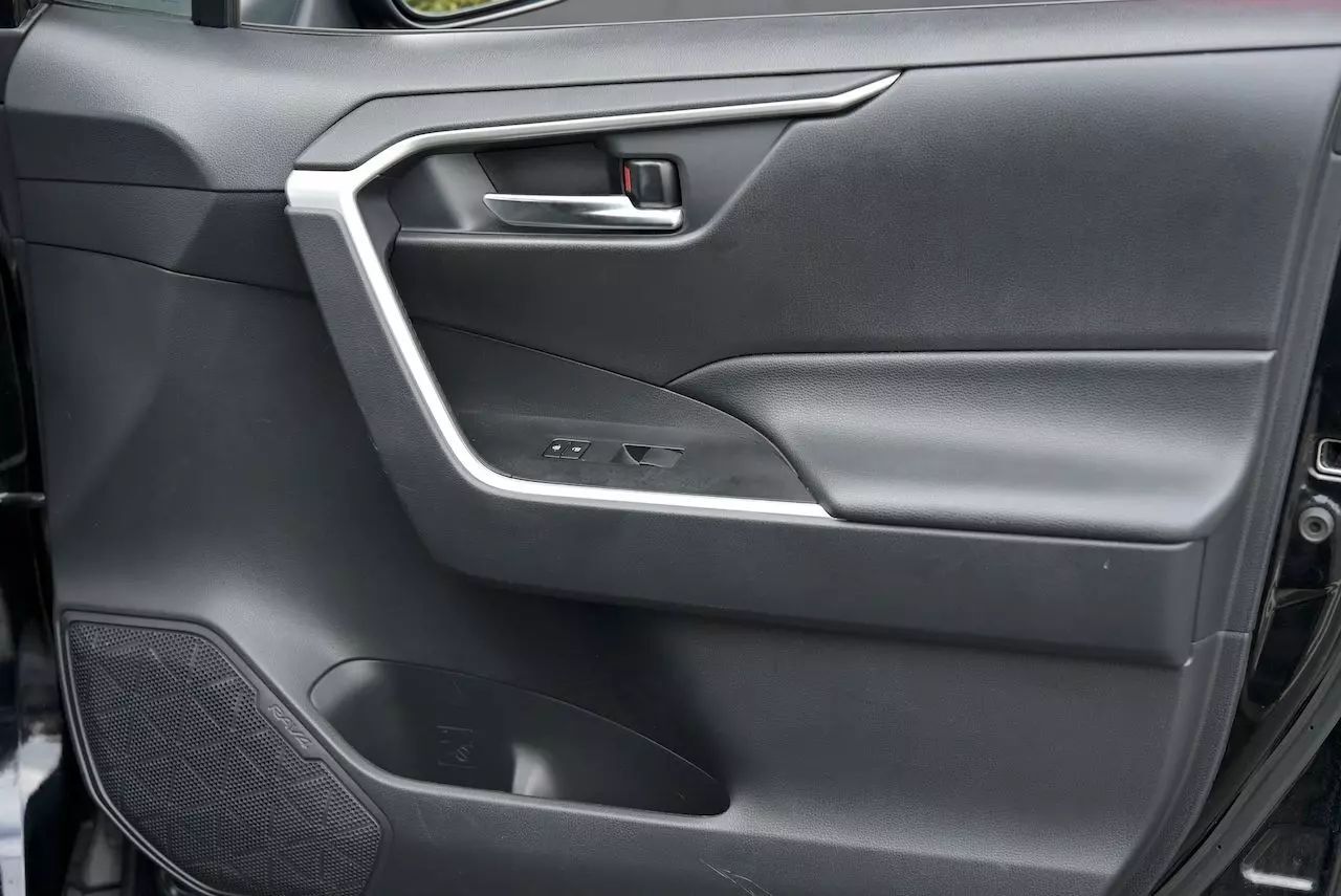 2020 Toyota RAV4 XLE Sport Utility 4D Doral FL