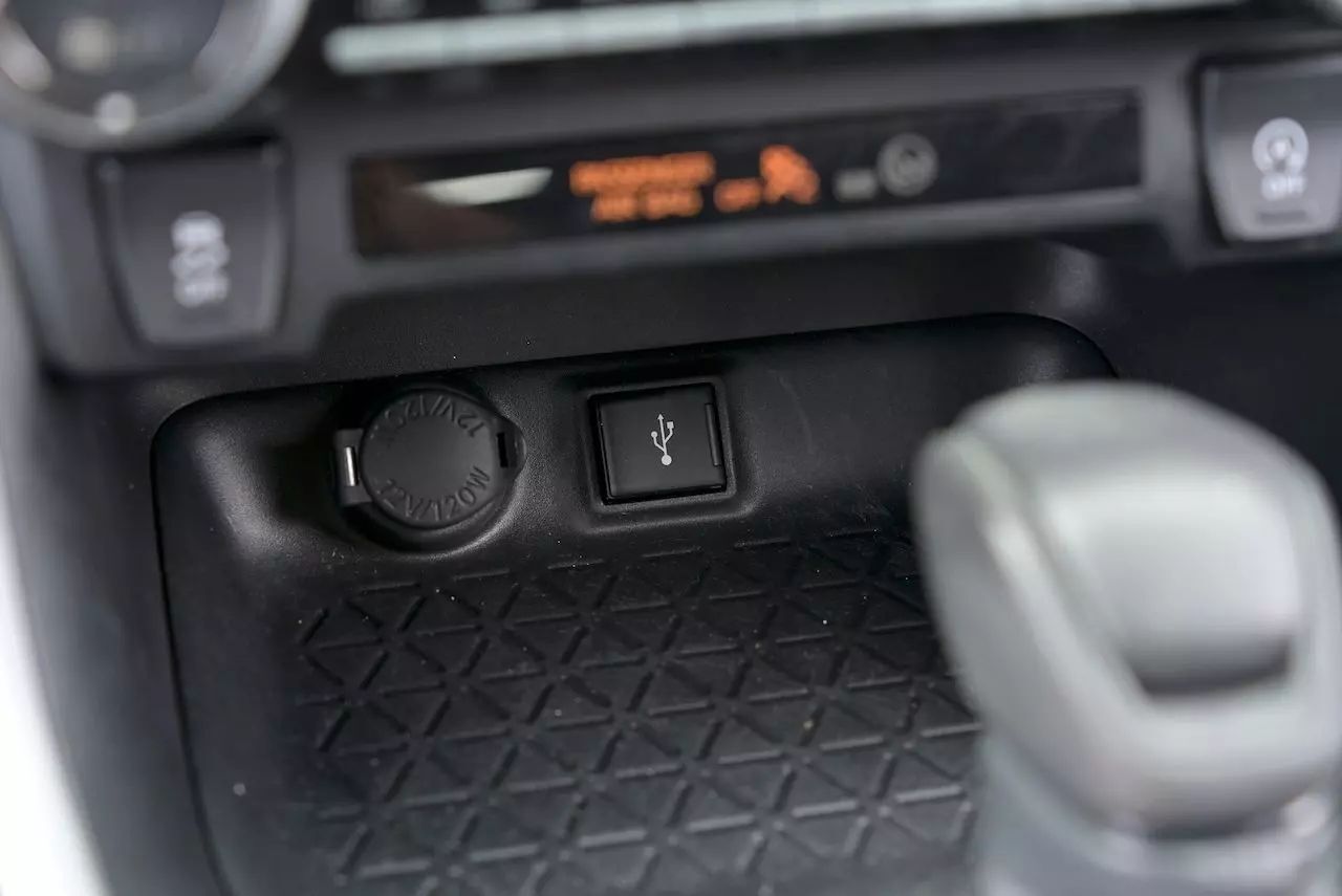 2020 Toyota RAV4 XLE Sport Utility 4D Doral FL