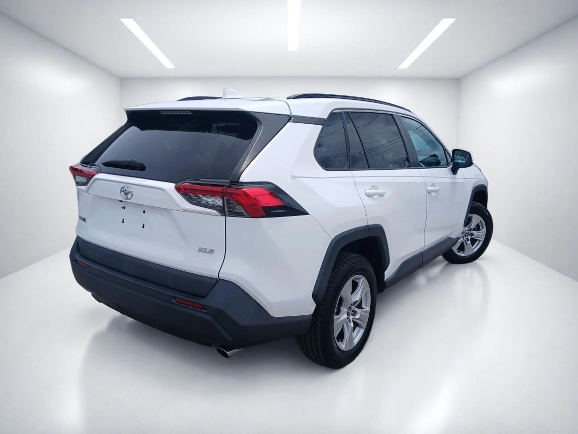 2020 Toyota RAV4 XLE Sport Utility 4D Maitland FL