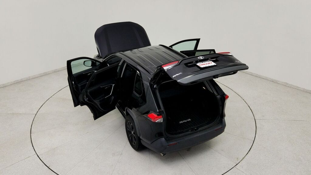 2020 Toyota RAV4 XLE Laurel MD