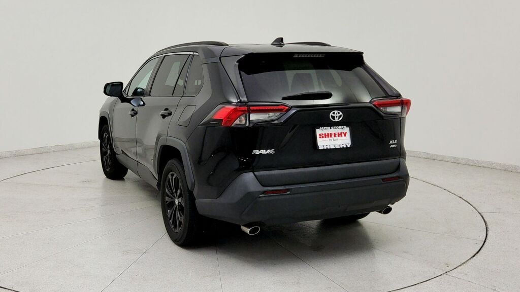 2020 Toyota RAV4 XLE Laurel MD