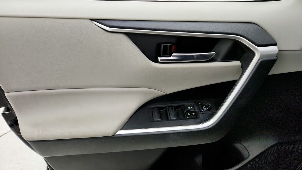 2020 Toyota RAV4 XLE Laurel MD
