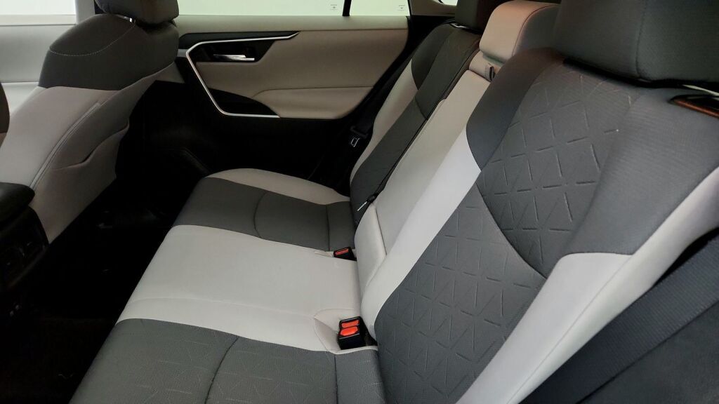 2020 Toyota RAV4 XLE Laurel MD