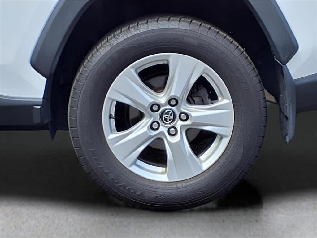 2020 Toyota RAV4 XLE Lunenburg MA