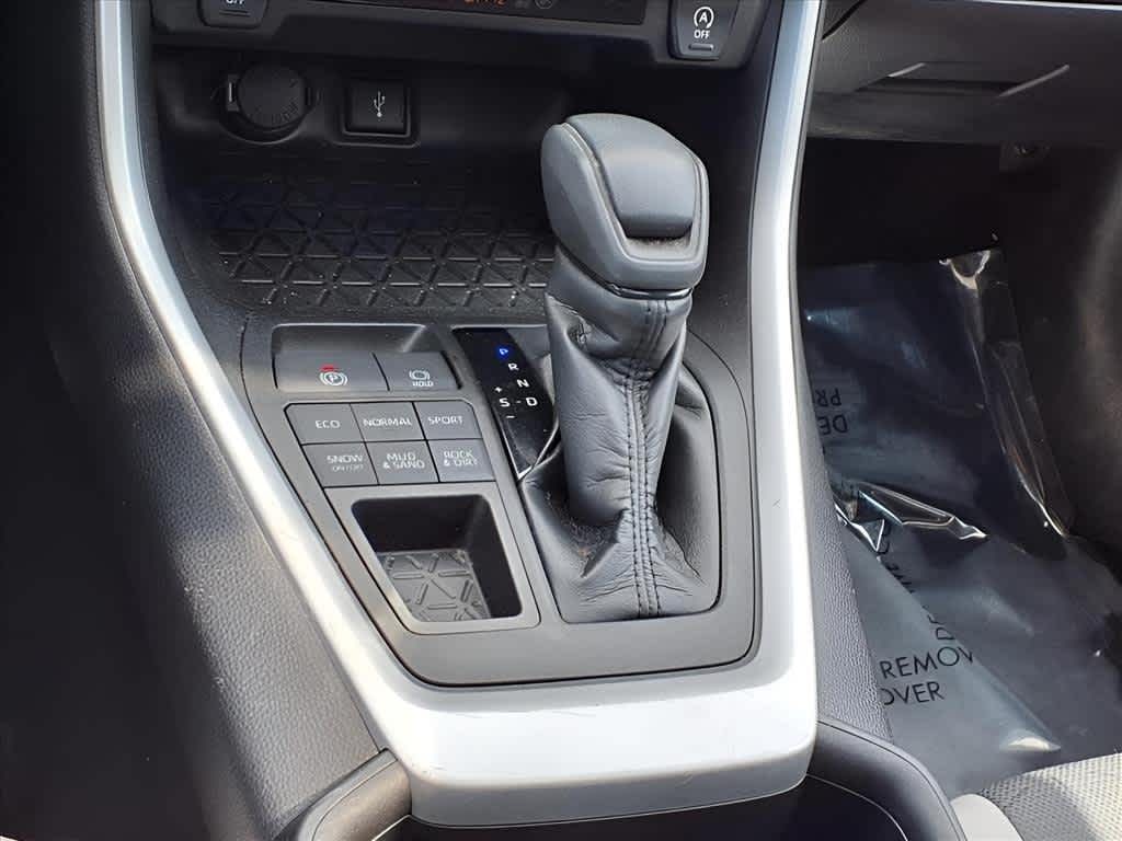 2020 Toyota RAV4 XLE Lunenburg MA