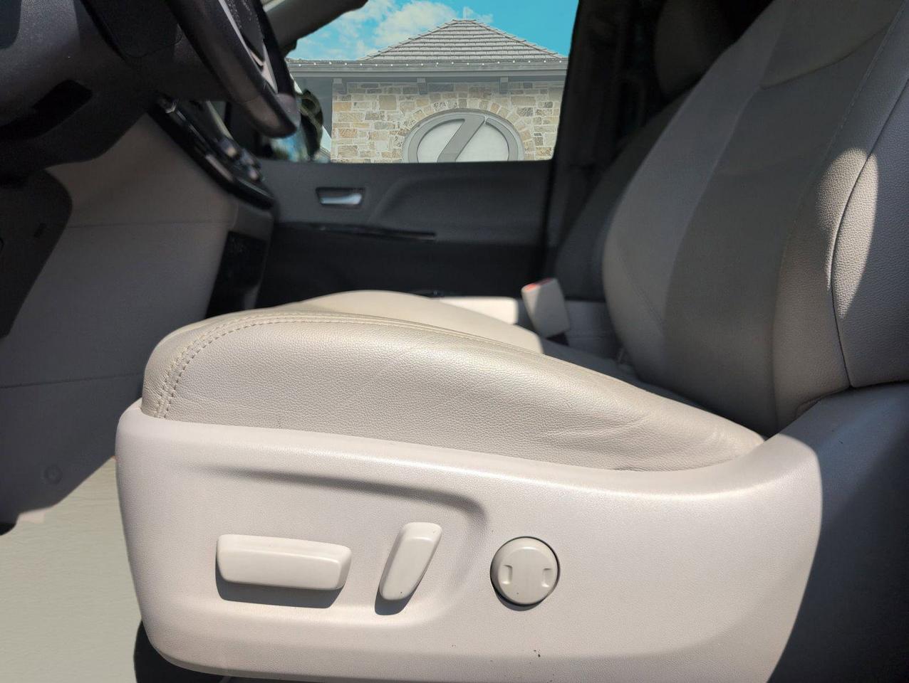 2020 Toyota Sienna San Antonio TX