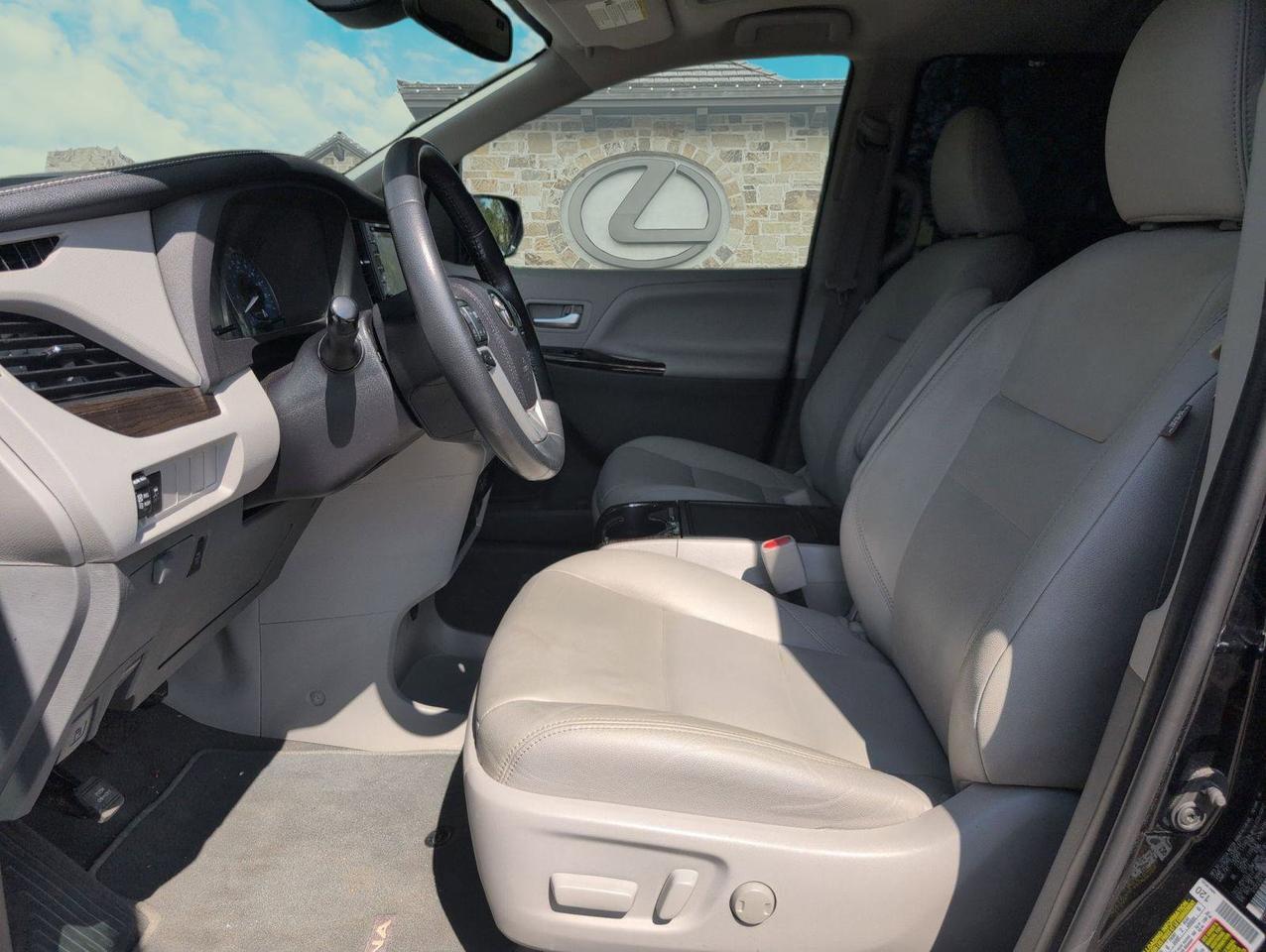 2020 Toyota Sienna San Antonio TX