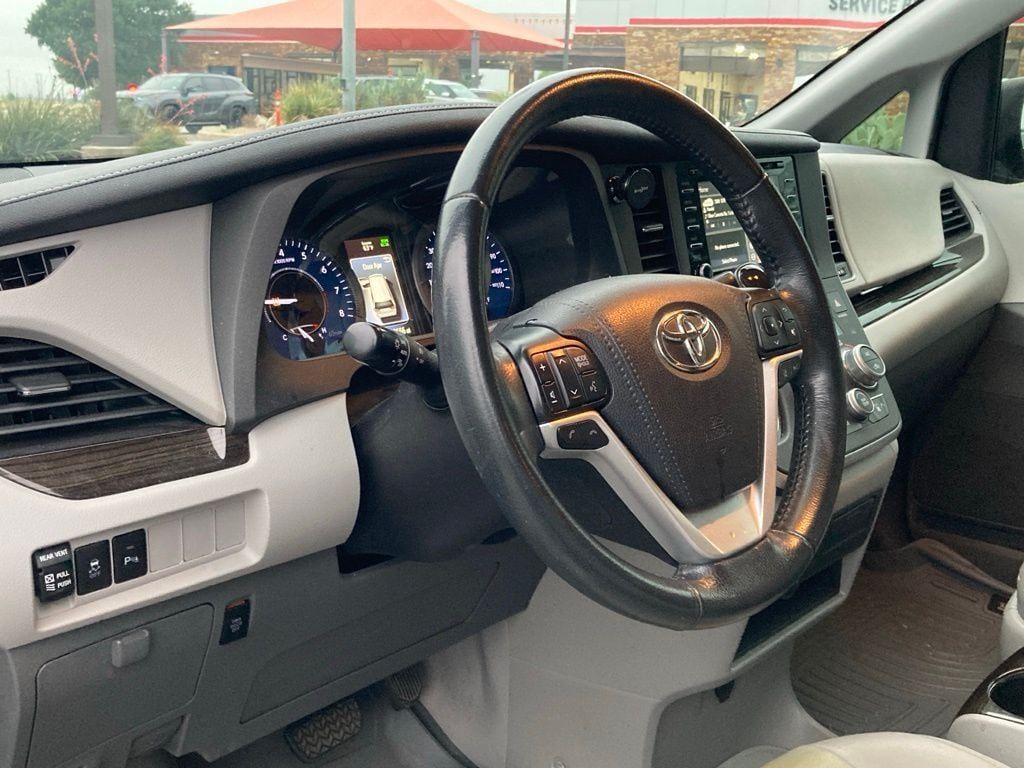 2020 Toyota Sienna San Antonio TX