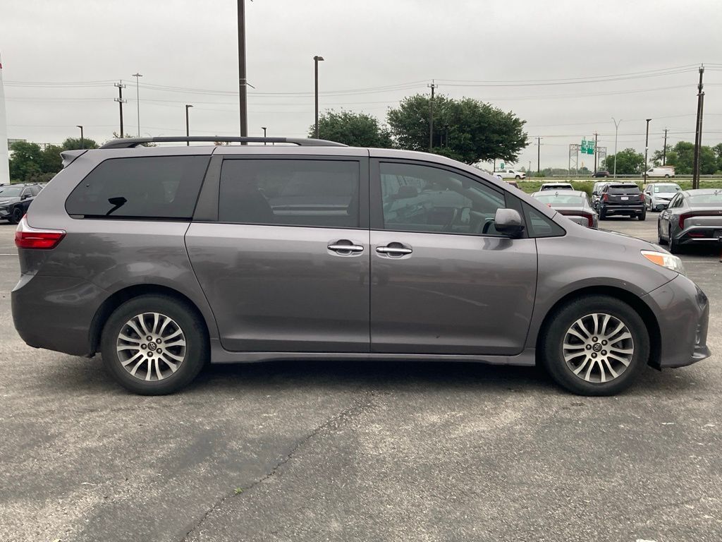 2020 Toyota Sienna San Antonio TX
