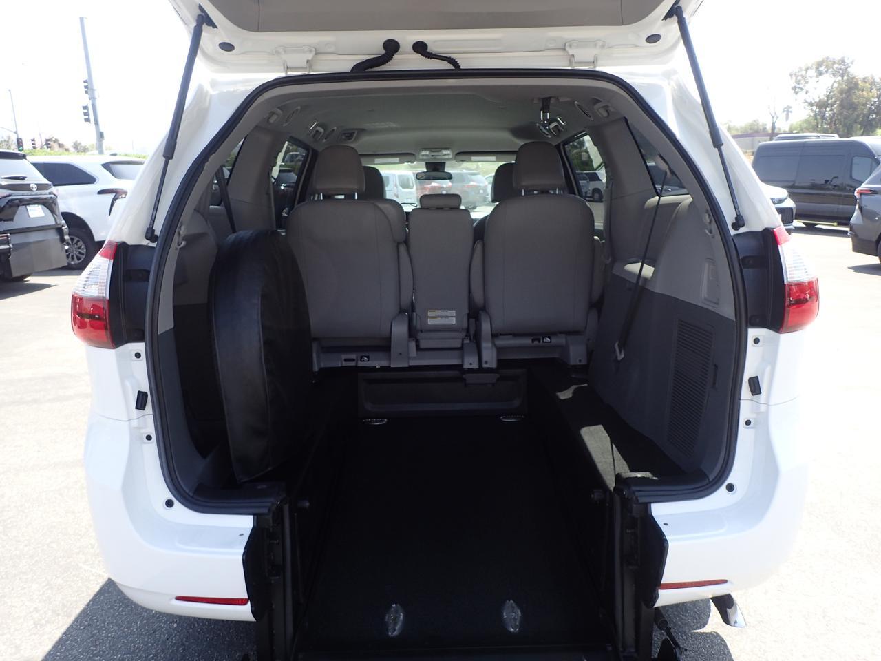 2020 Toyota Sienna L Anaheim CA
