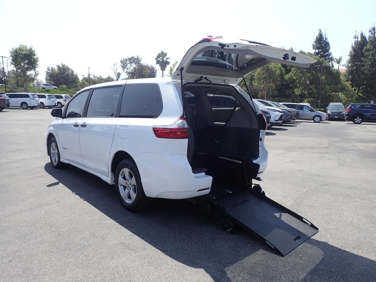 2020 Toyota Sienna L Anaheim CA