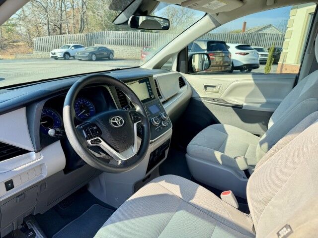 2020 Toyota Sienna L Conover NC