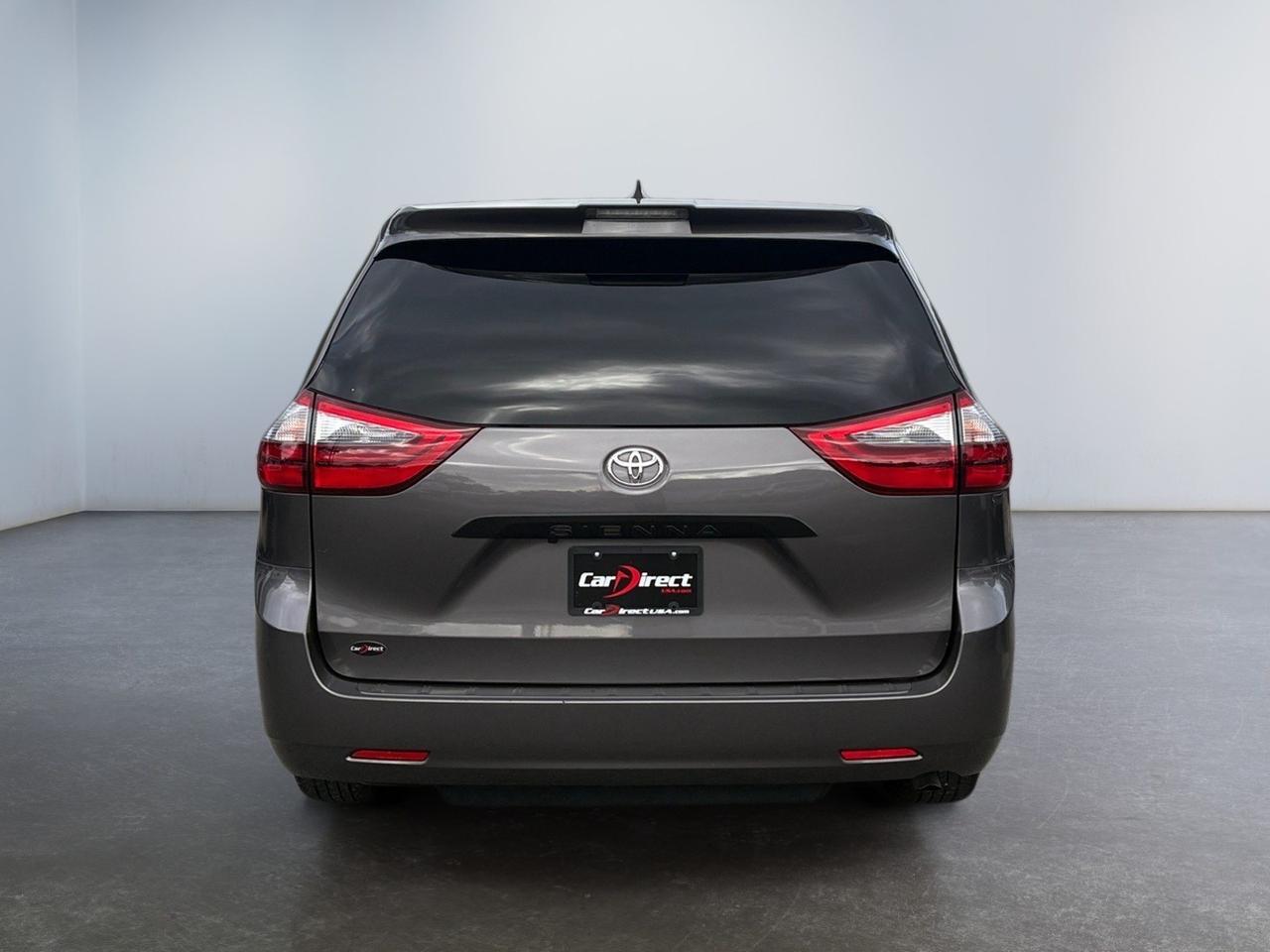 2020 Toyota Sienna L, LANE KEEP ASSIST, PRIVACY GLASS, NAVIGATION, BLUETOOTH, 3RD ROW SEATING, REAR A/C, ONLY 1 OWNER, TAKE THE WHOLE FAMILY ON THE ADVENTURE IN A SIENNA! Virginia Beach VA