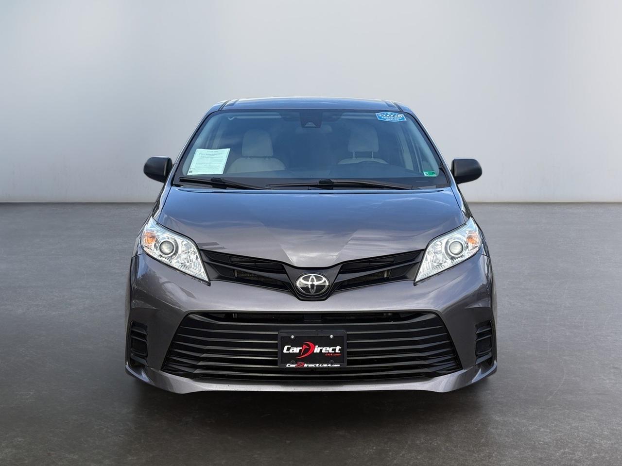 2020 Toyota Sienna L, LANE KEEP ASSIST, PRIVACY GLASS, NAVIGATION, BLUETOOTH, 3RD ROW SEATING, REAR A/C, ONLY 1 OWNER, TAKE THE WHOLE FAMILY ON THE ADVENTURE IN A SIENNA! Virginia Beach VA