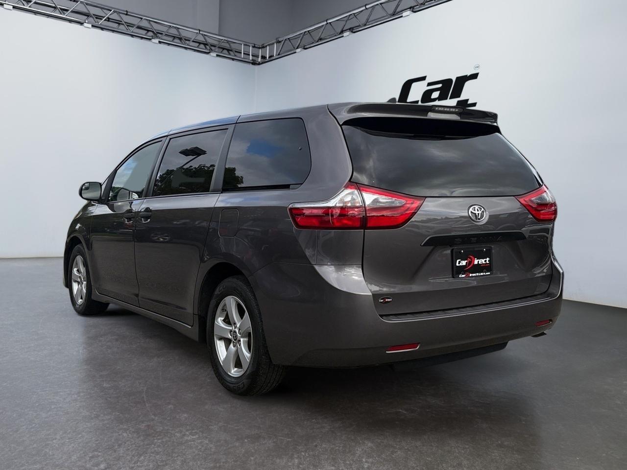 2020 Toyota Sienna L, LANE KEEP ASSIST, PRIVACY GLASS, NAVIGATION, BLUETOOTH, 3RD ROW SEATING, REAR A/C, ONLY 1 OWNER, TAKE THE WHOLE FAMILY ON THE ADVENTURE IN A SIENNA! Virginia Beach VA
