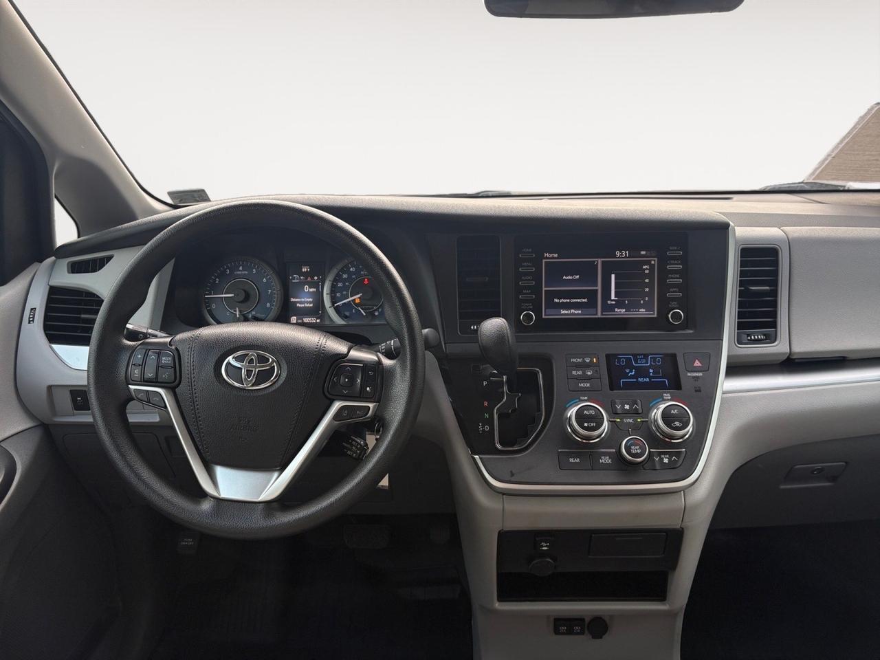 2020 Toyota Sienna L, LANE KEEP ASSIST, PRIVACY GLASS, NAVIGATION, BLUETOOTH, 3RD ROW SEATING, REAR A/C, ONLY 1 OWNER, TAKE THE WHOLE FAMILY ON THE ADVENTURE IN A SIENNA! Virginia Beach VA