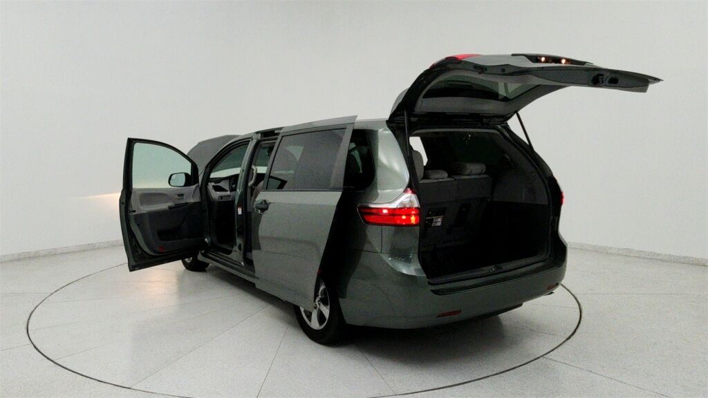2020 Toyota Sienna L Laurel MD
