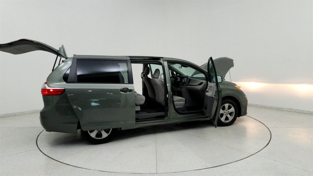 2020 Toyota Sienna L Laurel MD
